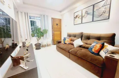 Sobrado à Venda na Penha. 2 suítes, 1 vaga de garagem. São Paulo/SP