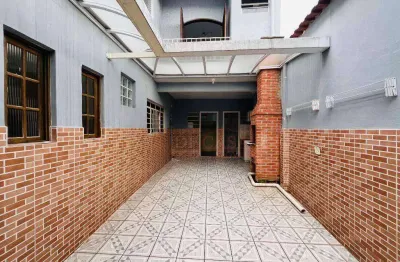 Sobrado à Venda com 3 dormitórios, Vila Nhocune. São Paulo/SP