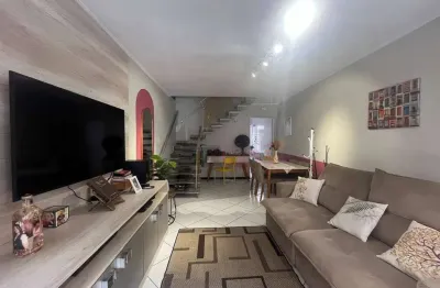 Casa com 2 quartos à venda na Rua Crubixas, 230, Vila Araguaia, São Paulo