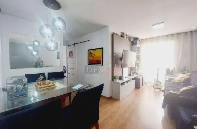 Apartamento à Venda em Itaquera. 2 Dormitórios, Sala 2 Ambientes e Sacada, 1 Vaga de Garagem. São Paulo/SP