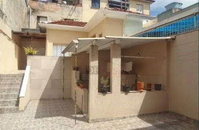 Sobrado com 2 Dormitórios, Sacada e Quintal amplo na Penha de França