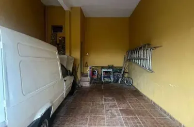 Casa com 3 quartos à venda na Rua Mamede Rocha, Vila Palmares, Santo André