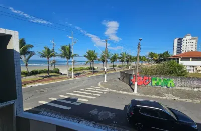 Linda casa toda mobiliada em condomínio fechado – frente ao mar