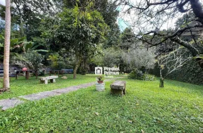 Casa privilegiada no coração do bairro à venda, 125 m² por r$ 700.000 - cascatinha - nova friburgo/rj