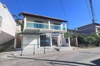 Casa com 2 dormitórios e lojas comerciais à venda, 241 m² por r$ 970.000 - varginha - nova friburgo/rj