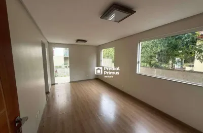Apartamento com 3 dormitórios à venda, 105 m² por R$ 635.000,00 - Cônego - Nova Friburgo/RJ