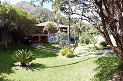 Casa com 4 quartos à venda na Rua Aurora Silveira, 218, Cônego, Nova Friburgo