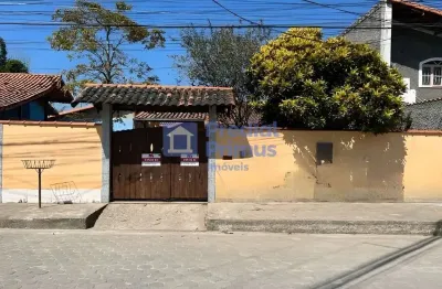 Casa com localização privilegiada, 2 dormitórios à venda, 219 m² por r$ 467.000 - centro - maricá/r