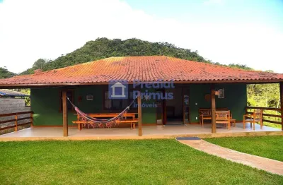 Casa com 2 quartos à venda na estrada marcos heringer, 1, são pedro da serra, nova friburgo, 144 m2 por r$ 650.000