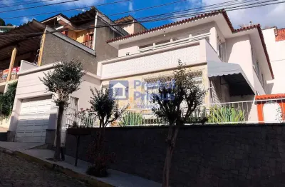 2 casas com total de 5 dormitórios à venda, 263 m² por r$ 1.500.000 - centro - nova friburgo/rj