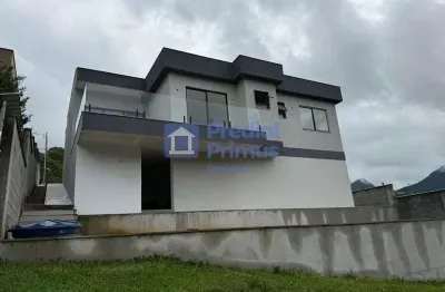 Casa com 3 dormitórios à venda, 97 m² por r$ 1.190.000,00 - cascatinha - nova friburgo/rj