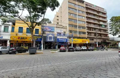 Sobrado com localização privilegiada com 3 dormitórios à venda, 285 m² por r$ 3.000.000 - centro -