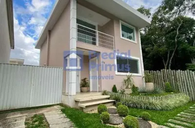 Casa com 3 quartos à venda na Rua Maria Glória Silva, 630, Cascatinha, Nova Friburgo