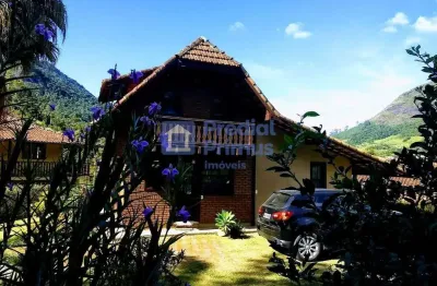Charmosa casa à venda em são pedro da serra | localização privilegiada!