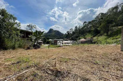Terreno plano, cercado e de esquina medindo 447 m² por r$180.000,00 - campo do coelho - nova friburgo/rj