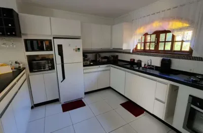 Casa com 3 dormitórios à venda, 215 m² por r$ 1.200.000,00 - duas pedras - nova friburgo/rj