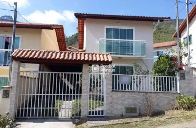 Casa duplex com uma linda vista 2 dormitórios à venda, 76 m² por r$ 440.000 - sítio são luís - nova friburgo/rj