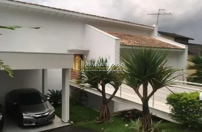 Casa em condomínio fechado com 3 quartos à venda na Rua Calcedônia, 29, Nova Higienópolis, Jandira