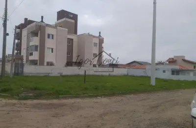 Terreno à venda no Village, Imbituba 