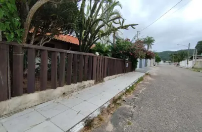 Casa para venda em imbituba, vila nova, 3 dormitórios, 1 suíte, 1 banheiro, 2 vagas