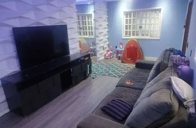 Sobrado com 3 dormitórios à venda, 129 m² por R$ 670.000 - Jardim das Indústrias - São José dos Campos/SP