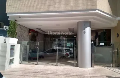 Apartamento quadra mar a venda em balneário camboriú