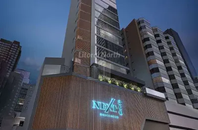 Apartamento garden duplex na área central de balneário