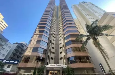 Apartamento com 3 quartos à venda na Rua 2100, Centro, Balneário Camboriú