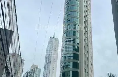 Apartamento com 3 quartos à venda na Rua 3618, Centro, Balneário Camboriú