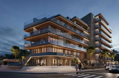 Apartamento de alto padrão de frente para o mar na praia brava.