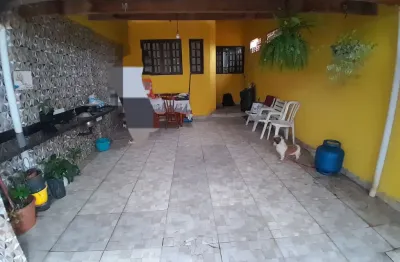 Casa com 3 quartos no bairro enseada são sebastião pertinho da pista em rua sem saida super tranquila