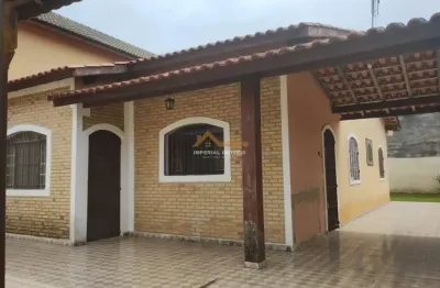 Linda casa no bairro: praia das palmeiras lado praia pertinho da pista em ótima localização com 3 quartos sendo 1 suíte lote inteiro 10x25 12974118299