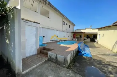 Linda casa no bairro canto do mar com escritura definitiva aceita financiamento bancário à 3 quadras da pista em excelente localização lote: 10x40