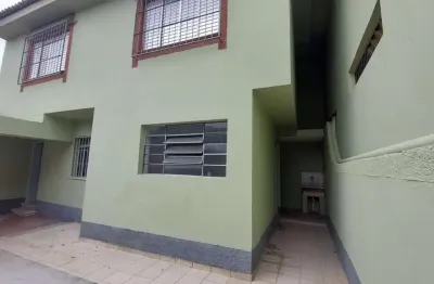 Sobrado para locação em são bernardo do campo, assunção, 2 dormitórios, 2 banheiros, 3 vagas