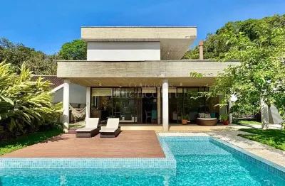 Casa com 4 quartos à venda no América, Joinville 