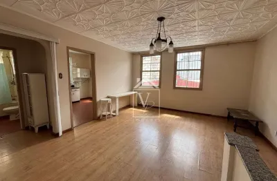 Apartamento com 2 dormitórios para alugar, 110 m² por R$ 2.871/mês - Floresta - Porto Alegre/RS