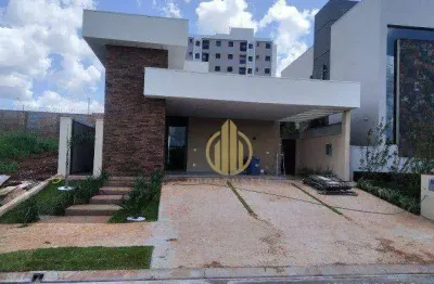 Casa no condomínio san paolo com 3 suítes e piscina.