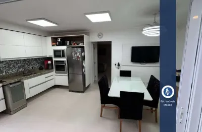 Casa em condomínio fechado com 3 quartos à venda na Rua Cambará, 140, Vila Bertioga, São Paulo