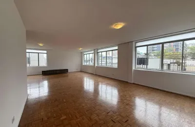 Apartamento com 3 quartos para alugar na avenida visconde de guarapuava, 4338, batel, curitiba por r$ 3.900