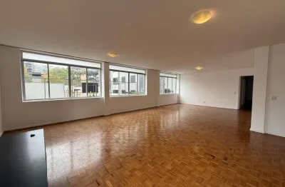 Apartamento com 3 quartos para alugar na avenida visconde de guarapuava, 4338, batel, curitiba por r$ 3.900