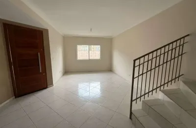 Casa com 3 quartos para alugar na rua guglielmo marconi, 223, bairro alto, curitiba por r$ 2.700