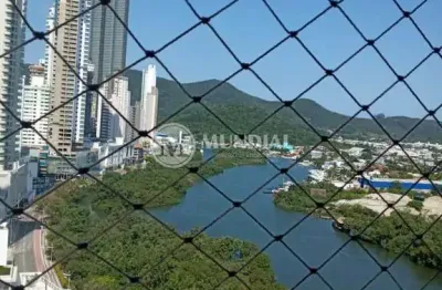 Locação temporada na quadra do mar , barra sul, balneário camboriú - sc
