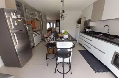 Casa com 3 quartos à venda na Rua Tarci Testoni dos Santos, 289, Centro, Camboriú