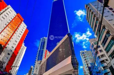 Apartamento com 4 quartos à venda na Rua 3450, 37, Centro, Balneário Camboriú