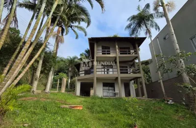 Linda casa pra locação anual na praia do estaleiro, praia do estaleirinho, balneário camboriú - sc
