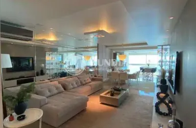 Apartamento com 4 quartos à venda na Avenida Atlântica, 3550, Centro, Balneário Camboriú