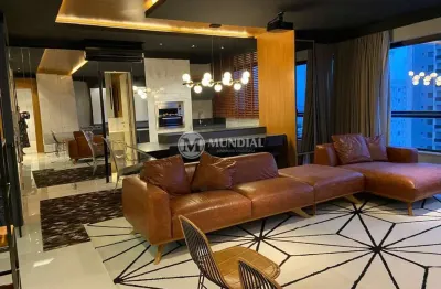 Apartamento com 3 quartos para alugar na Rua 600, 320, Centro, Balneário Camboriú