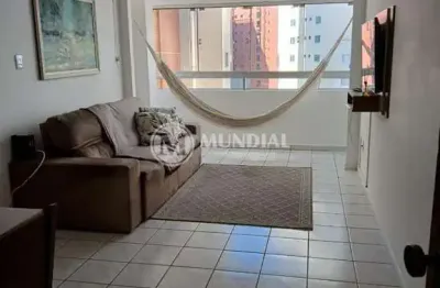 Apartamento com 2 quartos para alugar na Rua 3500, 215, Centro, Balneário Camboriú