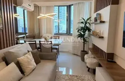 Oportunidade na quadra do mar, centro, balneário camboriú - sc