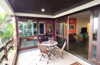Casa com 4 quartos à venda na enseada, guarujá , 330 m2 por r$ 1.400.000
